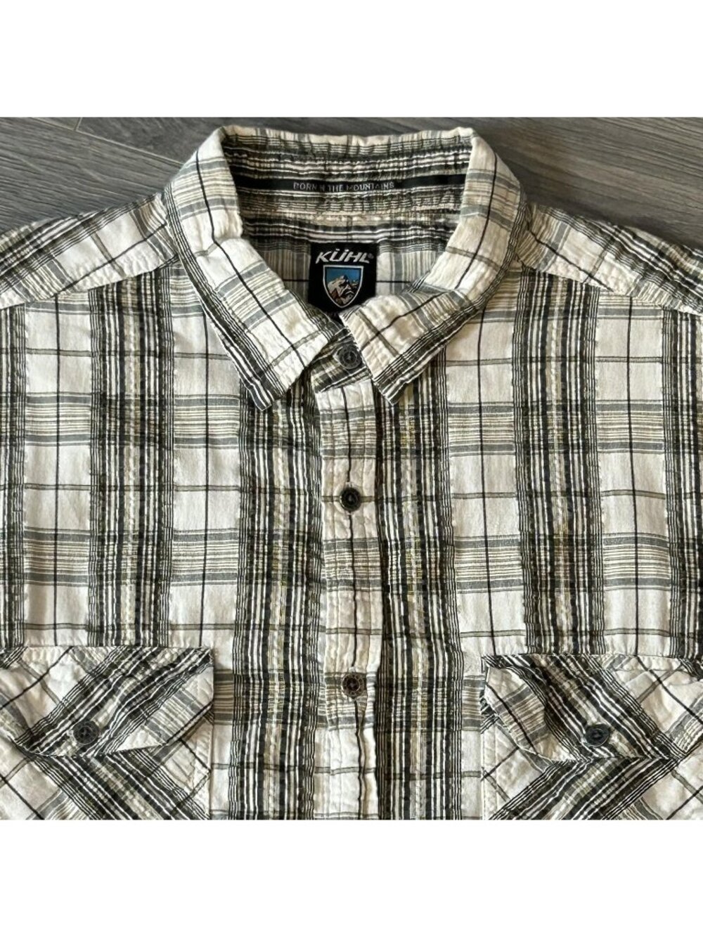 Kuhl Shirt Mens XL Beige Plaid Short Sleeve Button Up Outdoor Hiking Casual